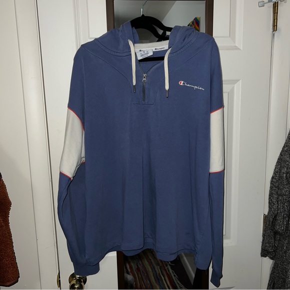 Champion 1/4 Zip Sweatshirt - Picture 1 of 8